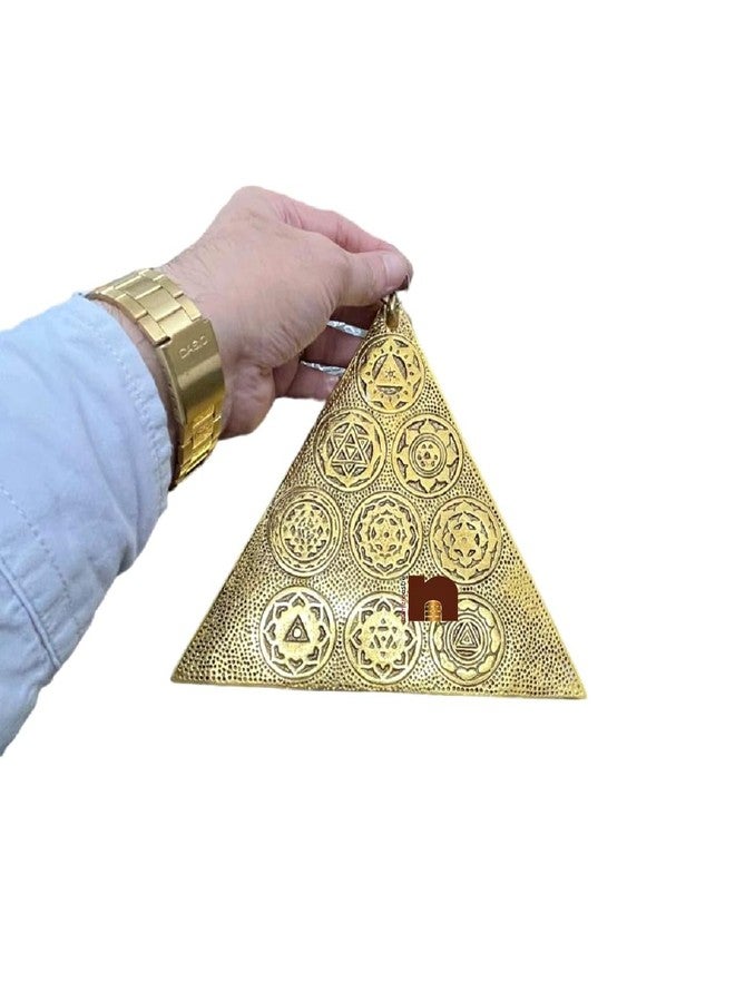 numeroastro نوميروسترو فاستو يانترام | Vastu Maha Yantra مع Sampoorna Navgraha Yantra لتعليق جدار Vastu Dosh Nivaran من المعدن (ذهبي) (8.5 بوصة) (قطعة واحدة) - Image 4